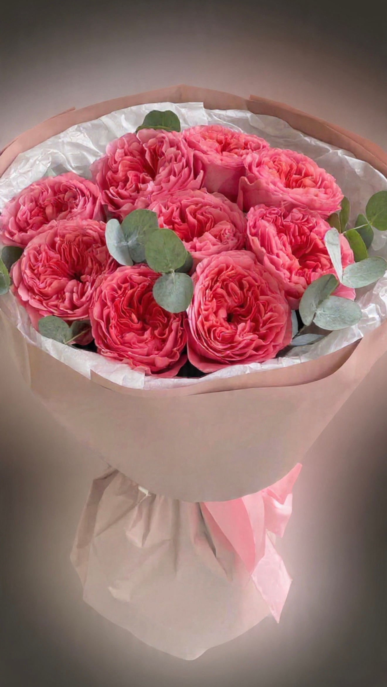 Malá kytice pivoňek